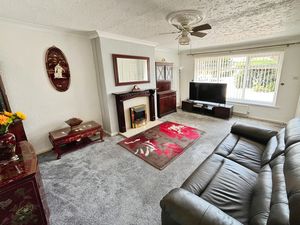 Lounge- click for photo gallery
